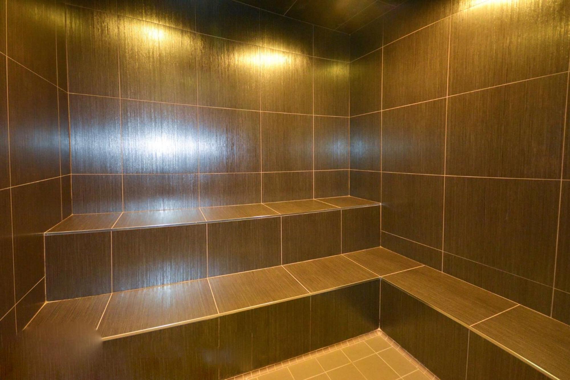 2Bedroom Cn Tower And Water Views - Free Parking - Rooftop Pool Торонто Экстерьер фото