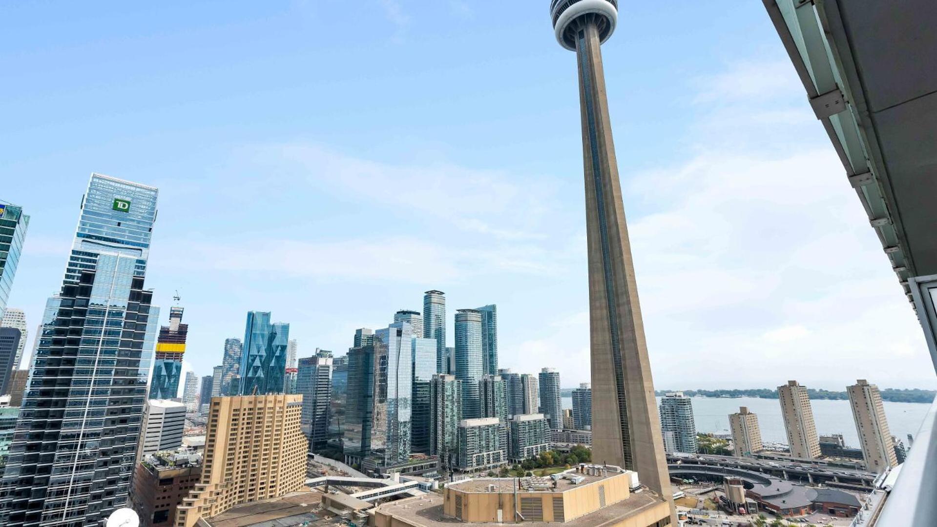 2Bedroom Cn Tower And Water Views - Free Parking - Rooftop Pool Торонто Экстерьер фото